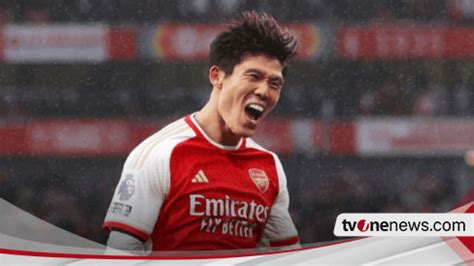 Arsenal Resmi Perpanjang Kontrak Tomiyasu