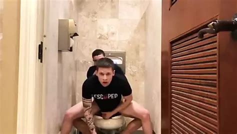 Free Under The Stall Gay Porn Videos XHamster