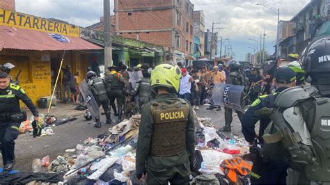 Un Capturado Y Armas Blancas Incautadas Deja Operativo En La Carrera