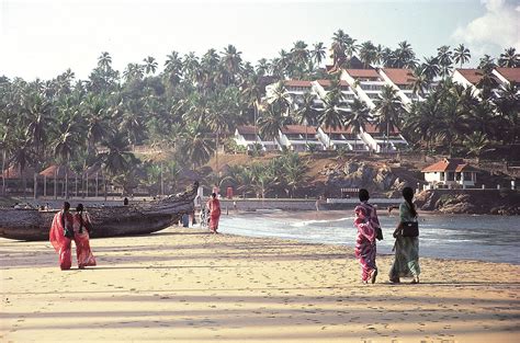 KOVALAM BEACH RESORT - Charles Correa Foundation