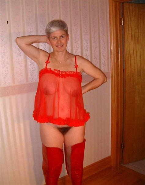 Sexy Granny In Lingerie Truth Or Dare Pics Grannynudepics 52668 Hot