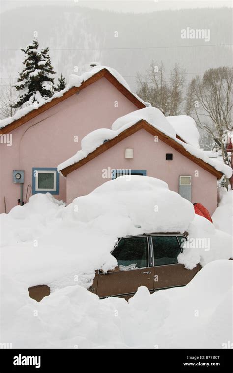 Buried Car Hi Res Stock Photography And Images Alamy