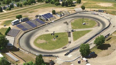 Slinger Speedway - iRacing.com | iRacing.com Motorsport Simulations