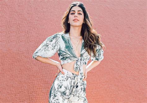 Quirky Fashion With Alaya - Bold Outline : India's leading Online ...