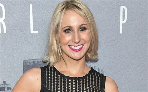 Who is Nikki Glaser Boyfriend? All The Facts You Need To Know – Linefame