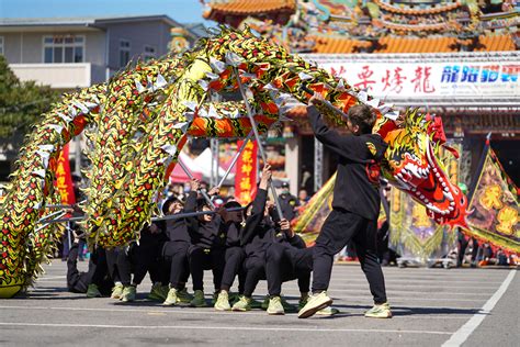 【苗栗火旁龍】禾豐龍藝三連霸 評審「融合傳統與競技、人龍默契絕佳」 客新聞 Hakkanews