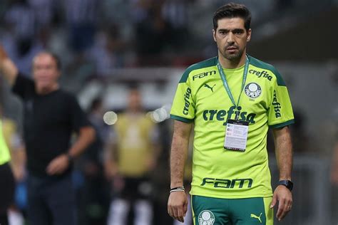 Abel Ferreira aposta em fator psicológico no Palmeiras por título