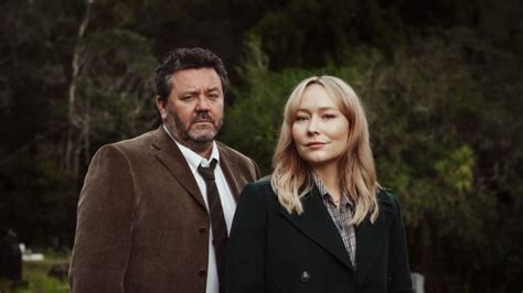 Fast Favourites: The Brokenwood Mysteries star Fern Sutherland - ShowNews