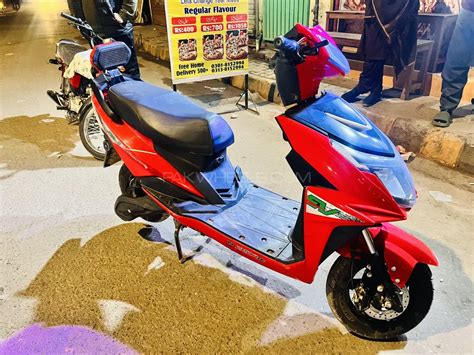 Used Crown EV 800 2023 Bike For Sale In Nankana Sahib 517526 PakWheels