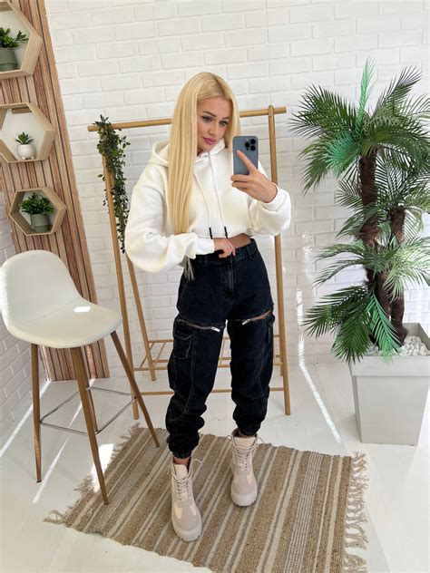 htht – Crystal Boutique