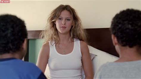 Naked Elodie Navarre in Gomez Tavarès