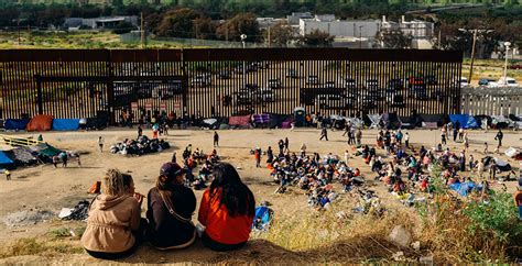 Al Menos Migrantes Cruzaron La Frontera Sur De M Xico En La