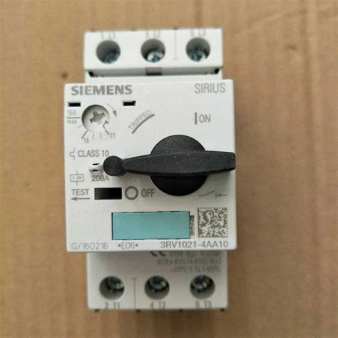 New Siemens Rv Aa Circuit Breaker V Hz A Spot