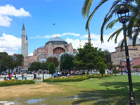 Hagia Sofia Istanbul Tripomom