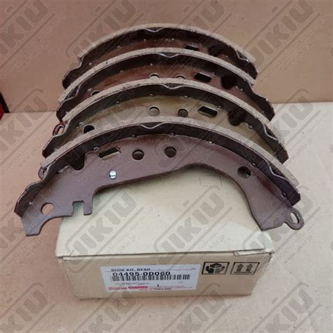 BRAKE SHOE TOYOTA 04495 0D060