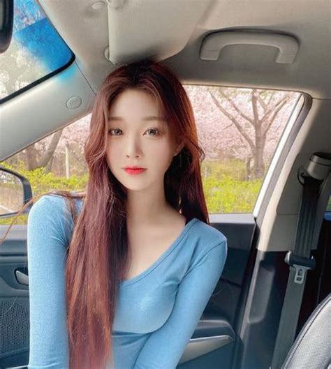 Vẻ đẹp nóng bỏng của hot girl Hàn Quốc hút triệu follow Người đẹp Việt Giải Trí