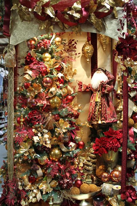 Santa Claus Is Coming To Town! | Storing christmas decorations, Beautiful christmas trees ...