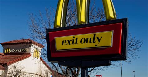 Mcdonalds Faces Employee Lawsuit Over Franchisee Behavior Crains