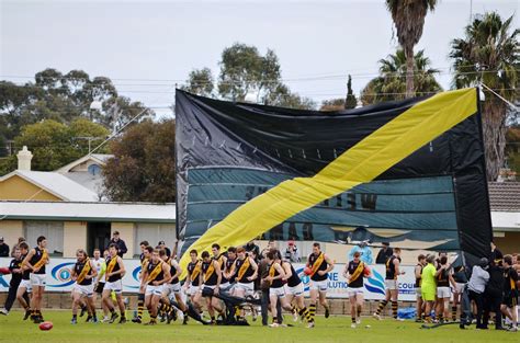 Banner Glenelg Tigers V Port Adelaide Magpies Sanfl August Flickr