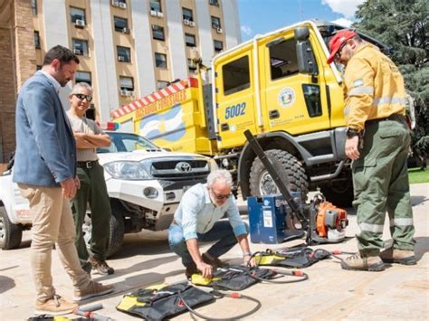 Fuego En Corrientes Mendoza Env A Brigadistas Para Combatir Los