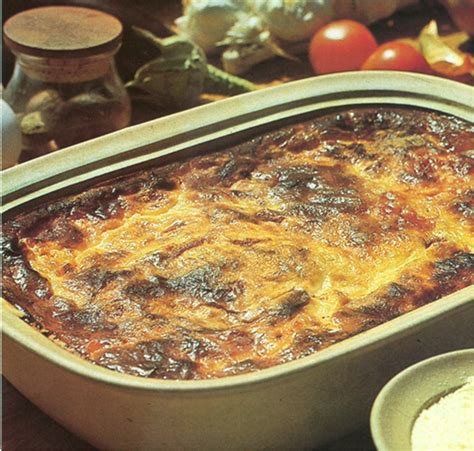 Moussaka Med Tomatsauce Pr V Kogebog Dk F Rst