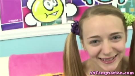 Dicksucking Teen Amateur Swallows Cumload