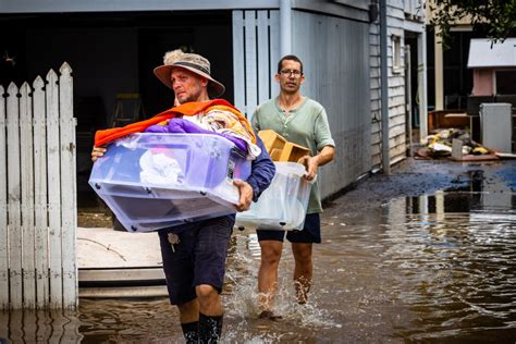 Thousands Evacuate As Australia Reels From Severe Flooding Weather News Al Jazeera