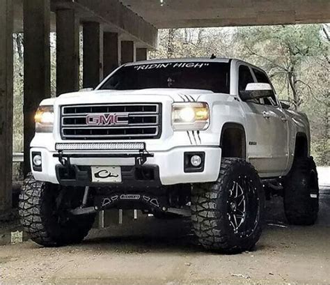 White Gmc Ridin High Jacked Up Trucks Trucks Lifted Trucks