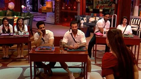 Bigg Boss OTT 2 July 12 Live Updates Abhishek Malhan Bebika Dhurve Get