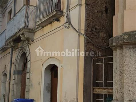 Vendita Appartamento Gioiosa Ionica Trilocale In Via Giuseppe