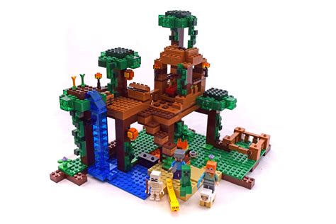 The Jungle Tree House - LEGO set #21125-1 (Building Sets > Minecraft)