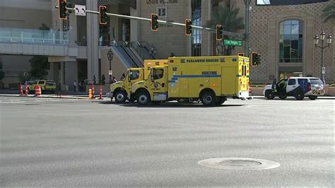 Las Vegas Strip Stabbing Leaves Two Dead Six Others Injured Suspect