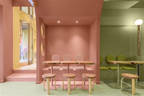 Masquespacios Interior Design Of A Burger Joint Nods To Fast Food