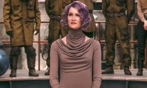 Laura Dern Made "Pew!" Sounds While Playing Vice Admiral Holdo | Geekfeed