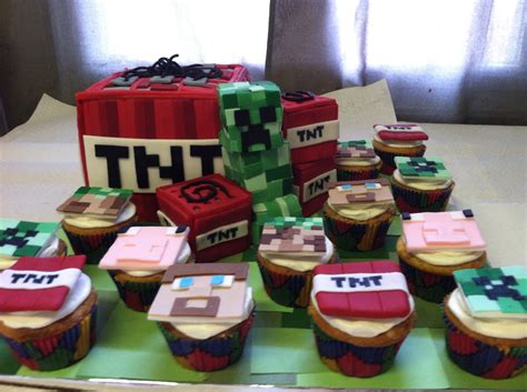 Minecraft Cake - CakeCentral.com