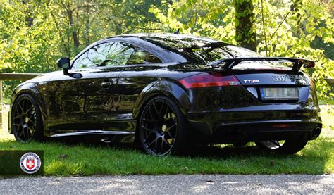 Audi TT-RS on P40 HRE Wheels