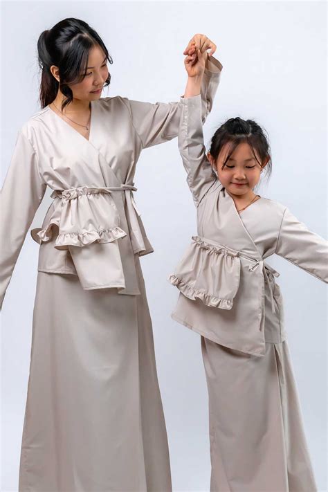 Omaira One Set Nude Grey Couple Kiddiposh