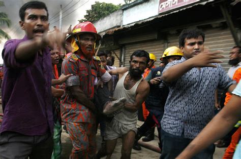 Explosión En Una Fábrica De Bangladesh Deja 25 Muertos Y Medio Centenar