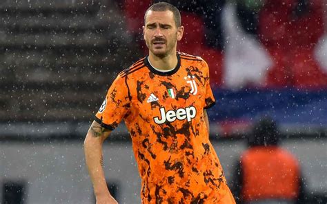 Juventus Pirlo Aspetta Bonucci Ecco I Tempi Di Recupero