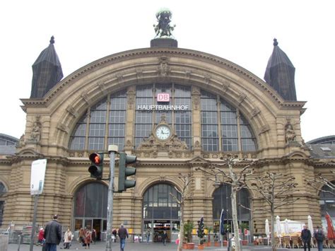 Haupteingang von Frankfurt am Main Hauptbahnhof am 28.01.08 ...