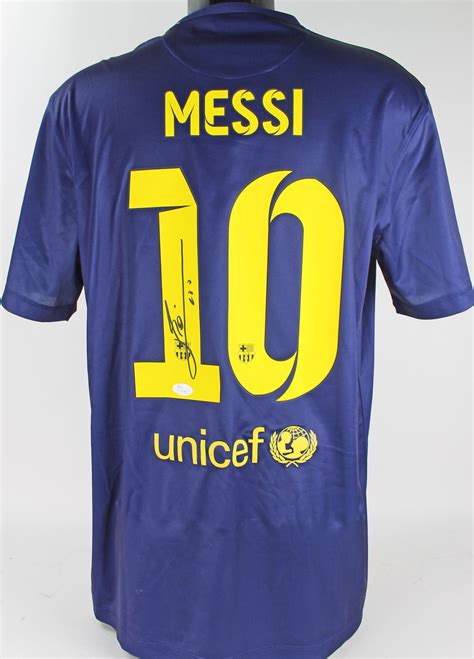 Lot Detail - Lionel Messi Signed FC Barcelona Soccer Jersey (PSA/DNA ITP)