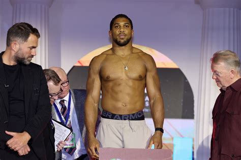 Knockout Chaos – Anthony Joshua v Francis Ngannou: Weigh-In | MMA Junkie