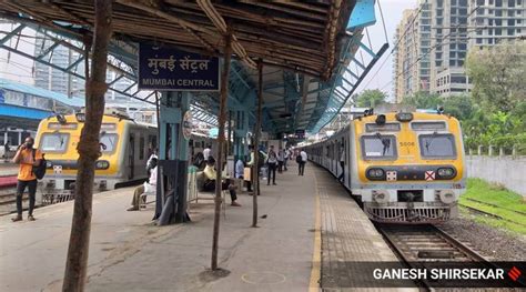 Mumbai Local Train