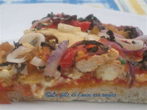 Pizza Au Poulet Au Fromage De Ch Vre Et Tomates S Ch Es Recette Ptitchef