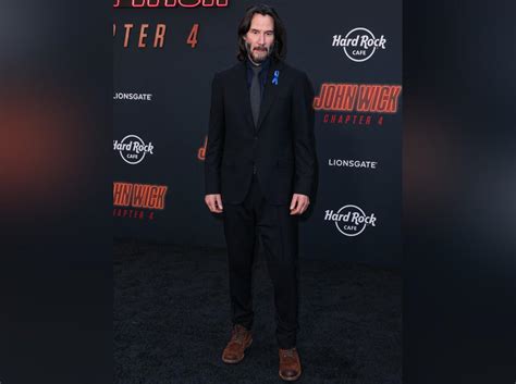 Keanu Reeves Honors Late Costar Lance Reddick At La Premiere Photos