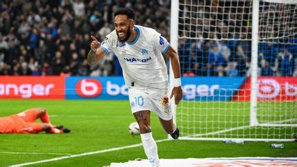 Ligue 1 contre Nantes l OM poursuit sa série victorieuse et se