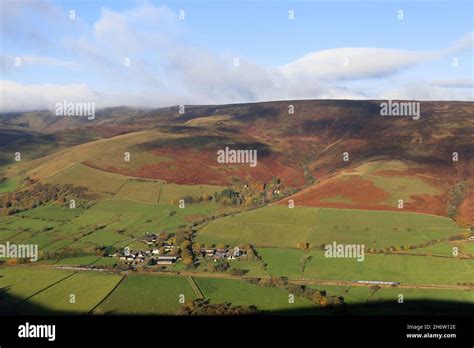 Edale And Kinder Scout From Great Ridge At Lose Hill Castleton Hope