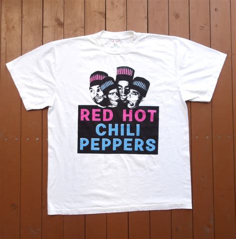 SALE スタ オークション レッド ホット チリペッパーズ Tシャツ サイズ XL RED HOT CHILIPEPPERS BJORK NIRVANA NIN RHCP Tシャツ
