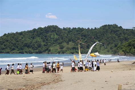 Rekomendasi Wisata Pantai Di Blitar