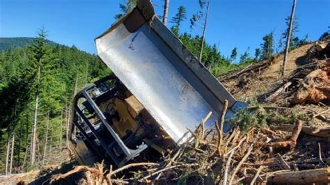 Extreme Dangerous Idiots Biggest Bulldozer Heavy Equipment Operator